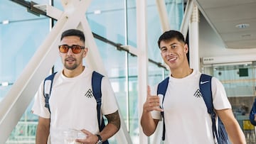 Merquelanz y Akman corren hacia la luz