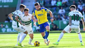 Resumen y goles del Elche vs Cádiz, jornada 18 de LaLiga Hypermotion