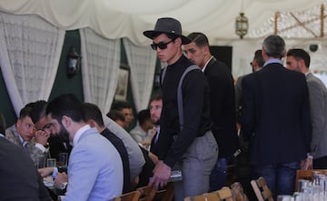 Los jugadores del Betis disfrutan en la Feria