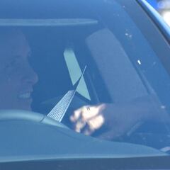 Fernando Torres visitó a sus ex compañeros del Atlético