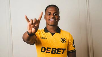 Los Wolves hicieron oficial la llegada del jugador colombiano, quien viene procedente del Fluminense de Brasil y firmó por las próximas cuatro temporadas.