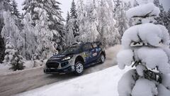 Los WRC vuelan en Suecia