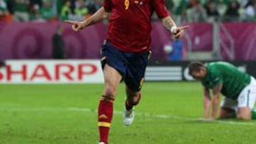 Torres, goleador ante Irlanda, es titular.