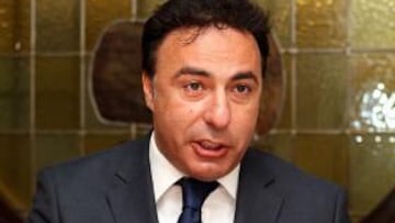 <b>ENFADADO. </b>Pina amenazó a la plantilla con volver en autobús.