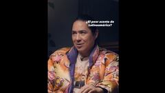 Trabajó con más de 1.500 actores de 27 países, le preguntan por el acento chileno y dicta sentencia