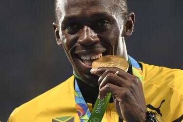Do athletes get paid for winning a medal at the Olympic Games?
