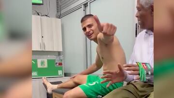 Así fue el momento justo cuando el jugador recibe la noticia.