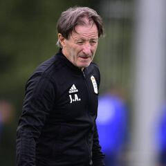 Anquela medita cambios para el medio contra el Lugo