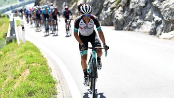 El ciclista colombiano correrá por tercera vez el Tour de Francia luego de hacerlo en 2017 y 2020.