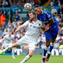 Fanáticos de Everton, encantados con Yerry Mina