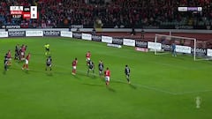 Al más puro estilo Messi... o mejor: locura cómo pateó Di María el penal