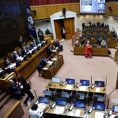 Sale a la luz el sueldo que reciben los senadores en Chile en 2024: la cifra te sorprenderá