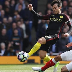 Arsenal y City firman un empate que no favorece a ninguno