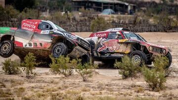 Al Rajhi y Sainz rueda a rueda en Arabia Saudí.