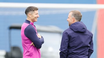 Lewandowski, con el técnico Hansi Flick.