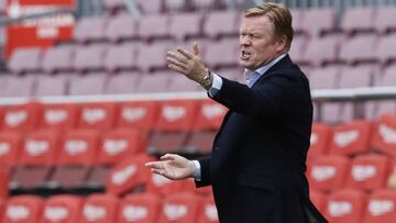 Koeman dando instrucciones a sus jugadores en el partido contra el Celta.
