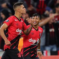 El Benfica se posiciona en la carrera por Bruno Guimaraes