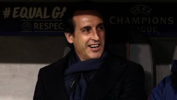 MUNICH, GERMANY - DECEMBER 05: Unai Emery, coach of PSG looks on prior to the UEFA Champions League group B match between Bayern Muenchen and Paris Saint-Germain at Allianz Arena on December 5, 2017 in Munich, Germany. (Photo by Adam Pretty/Bongarts/Getty Images)