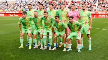 Once inicial del Málaga ante el Algeciras.