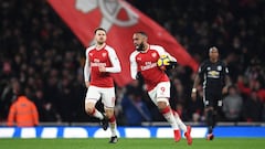 Wenger denies employing mind games with Lacazette