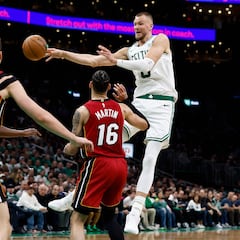 How serious is Kristaps Porzingis’ injury? Will he return for Game 5?