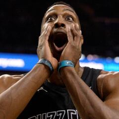 Dwight Howard encuentra un acomodo fuera de la NBA