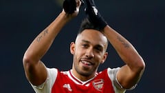 PSG join Aubameyang chase amid Barcelona links