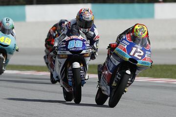 Jorge Mart赤n durante la carrera del Gran Premio de Malasia de Moto3.