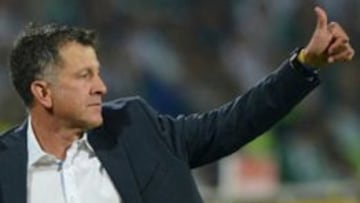 El Director deportivo de la Selección Mexicana tendrá una plática en Brasil con Juan Carlos Osorio, quien es uno de los candidatos para tomar al Tri, a la salida del Tuca Ferretti.