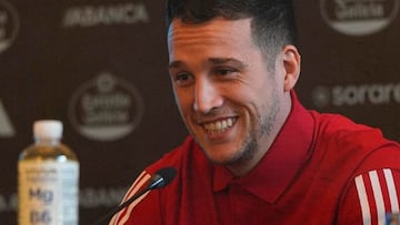 Javier Manquillo durante el acto de presentación como jugador del Celta.