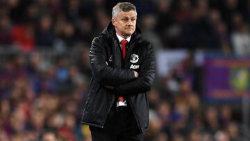 BARCELONA, SPAIN - APRIL 16:  Ole Gunnar Solskjaer, Manager of Manchester United looks on during the UEFA Champions League Quarter Final second leg match between FC Barcelona and Manchester United at Camp Nou on April 16, 2019 in Barcelona, Spain. (Photo 