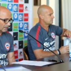 Sampaoli: "Acá siguen todo el tiempo asesinando mi imagen"