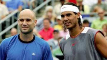 <b>PAREJA. </b>Agassi y Nadal, juntos a favor de las víctimas de Haití.