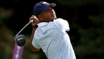 Sebastián Muñoz finaliza la segunda ronda con 6 bajo par