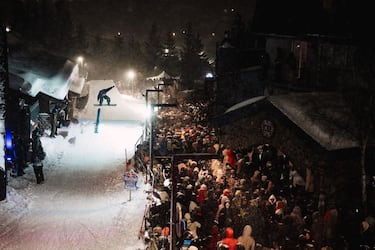 Red Bull Night Rider regala una nueva noche inolvidable de freestyle en Grandvalira 