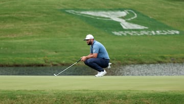 MEMPHIS, TENNESSEE - AUGUST 11: Jon Rahm of Spain lines up a putt on the 11th green during the second round of the FedEx St. Jude Championship at TPC Southwind on August 11, 2023 in Memphis, Tennessee.   Gregory Shamus/Getty Images/AFP (Photo by Gregory Shamus / GETTY IMAGES NORTH AMERICA / Getty Images via AFP)