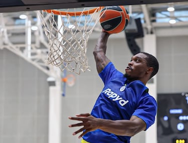 El Maccabi Tel Aviv se ha hecho con los servicios del escolta, Lonnie Walker. Tras siete temporadas en la NBA, el estadounidense de 26 años decide viajar para probar una nueva experiencia. En su última campaña en Philadelphia 76ers, jugó 20 partidos y logró el mejor promedio de puntos por encuentro de su carrera, 12,4.