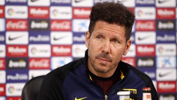 Simeone en rueda de prensa.