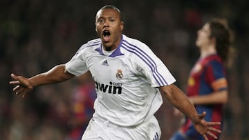 Julio Baptista.