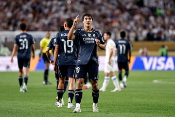 El madridismo de Gonzalo Garca Torres
tras anotar el tercer gol del encuentro.
