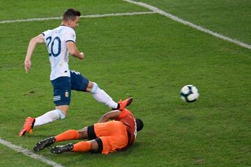 0-2. Giovani Lo Celso marcó el segundo gol.