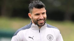 El Bar&ccedil;a ve con buenos ojos la incorporaci&oacute;n de Kun Ag&uuml;ero, que llegar&iacute;a libre de contrato.