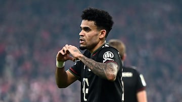 BERLIN, GERMANY - NOVEMBER 08: Luis Diaz of Bayern Munich celebrates scoring his team's first goal during the Bundesliga match between 1. FC Union Berlin and FC Bayern München at Stadion An der Alten Foersterei on November 08, 2025 in Berlin, Germany. (Photo by A. Scheuber/FC Bayern via Getty Images)