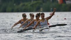 De delante a atrás: Sara Ouzande, Estefanía Fernández, Carolina García y Teresa Portela tras el bronce en los recientes Mundiales.