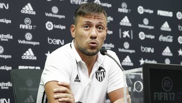 Diego Alves, en rueda de prensa