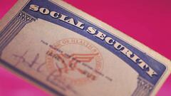 Este 12 de enero llega el primer cheque regular con aumento para los beneficiarios del Seguro Social. A continuaci&oacute;n, las fechas de pago y &uacute;ltimas noticias.
