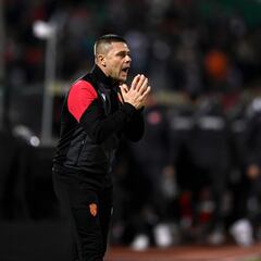 Bulgaria estrenó técnico cayendo goleada