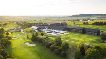 España evita ‘espías’ en su cuartel general en la Euro