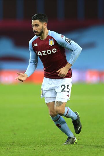 Vendido al Aston Villa por el Marsella a cambio de 15,8 M?€