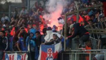 Los hinchas de la U causaron disturbios en Talca.